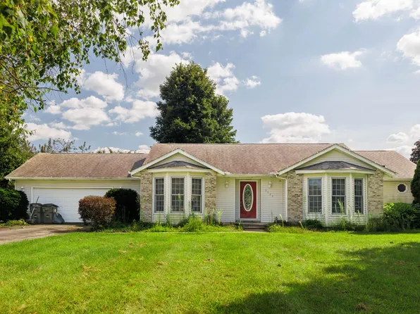3525 W Kozak Dr, Wheatfield, IN 46392