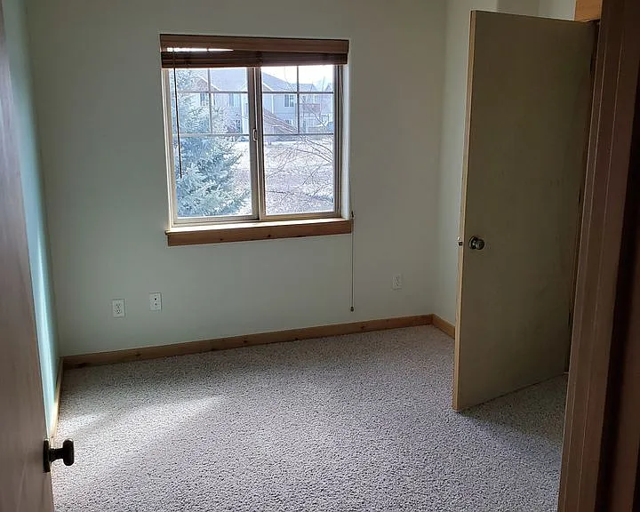 4833 Glenwood Dr #2 — Photo 10