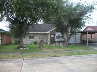 1054 Crystal St, Angleton, TX 77515