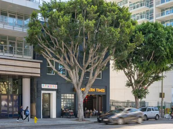 Studio House, 830 S Olive St #202, Los Angeles, CA 90014