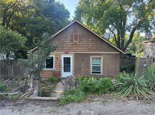 1116 Quincy St, Leavenworth, KS 66048