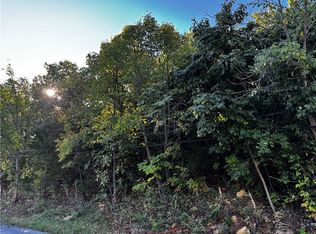 13111 Metropolitan Ave, Bonner Springs, KS 66012