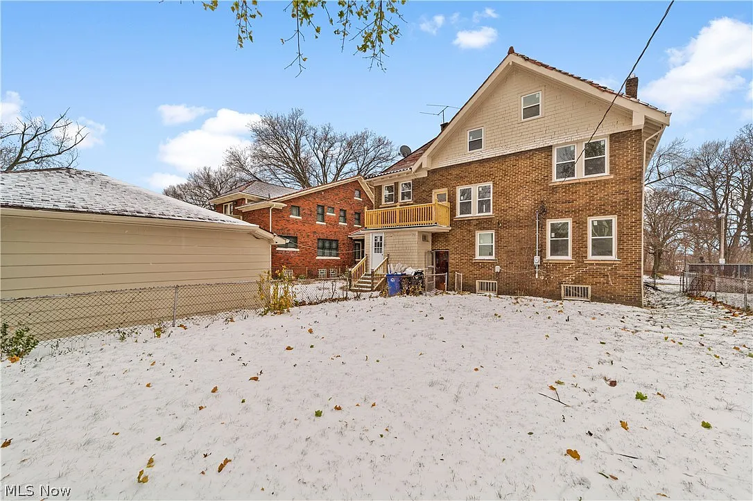 5 bed, 4.0 bath, 3336 sqft, $3,500 — Photo 3