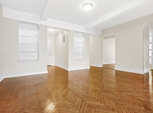 910 Grand Concourse APT 3A, Bronx, NY 10451