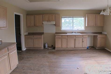 2nd image of 6403 Encanto Point Dr
