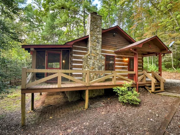 72 Honeysuckle Way, Blue Ridge, GA 30513