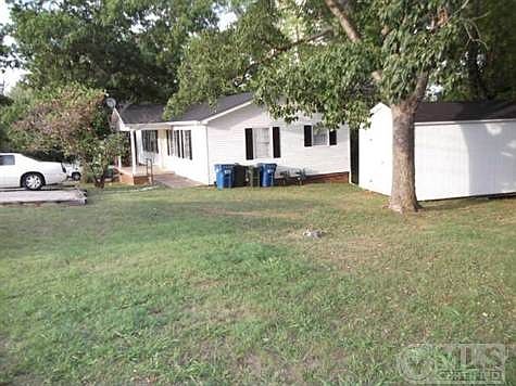 2nd image of 519 Jackson Ave