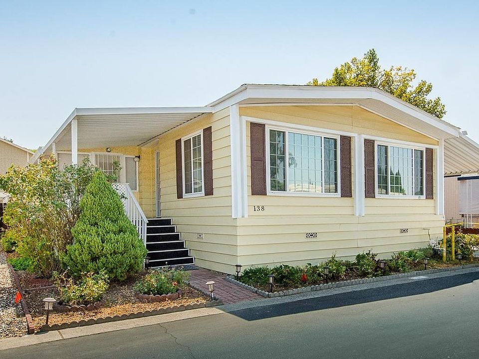 1st image of 138 Leisureville Cir