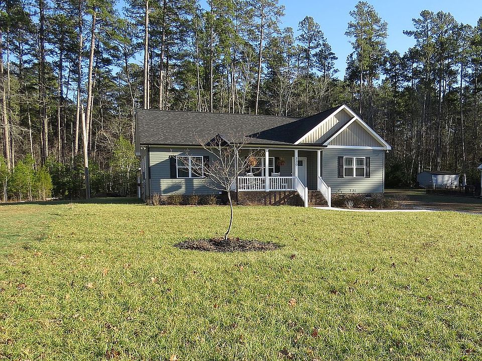 1st image of 330 Manchester Rd