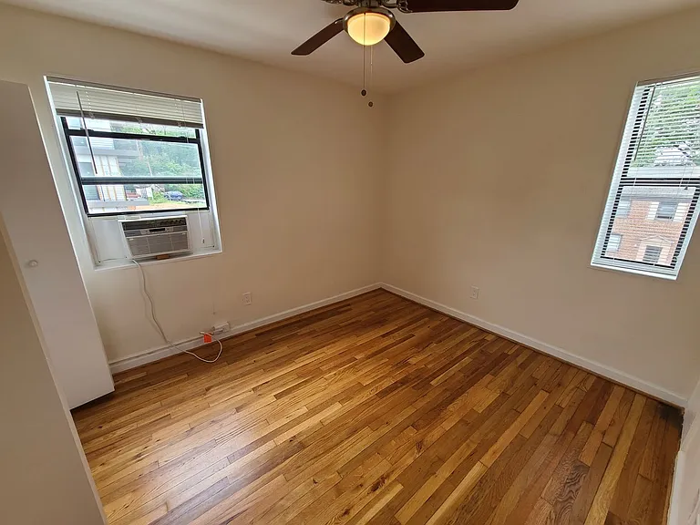 1215 N Quinn Street — Photo 9