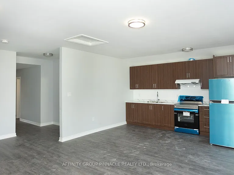 26 Stoney Creek Rd #2 — Photo 4