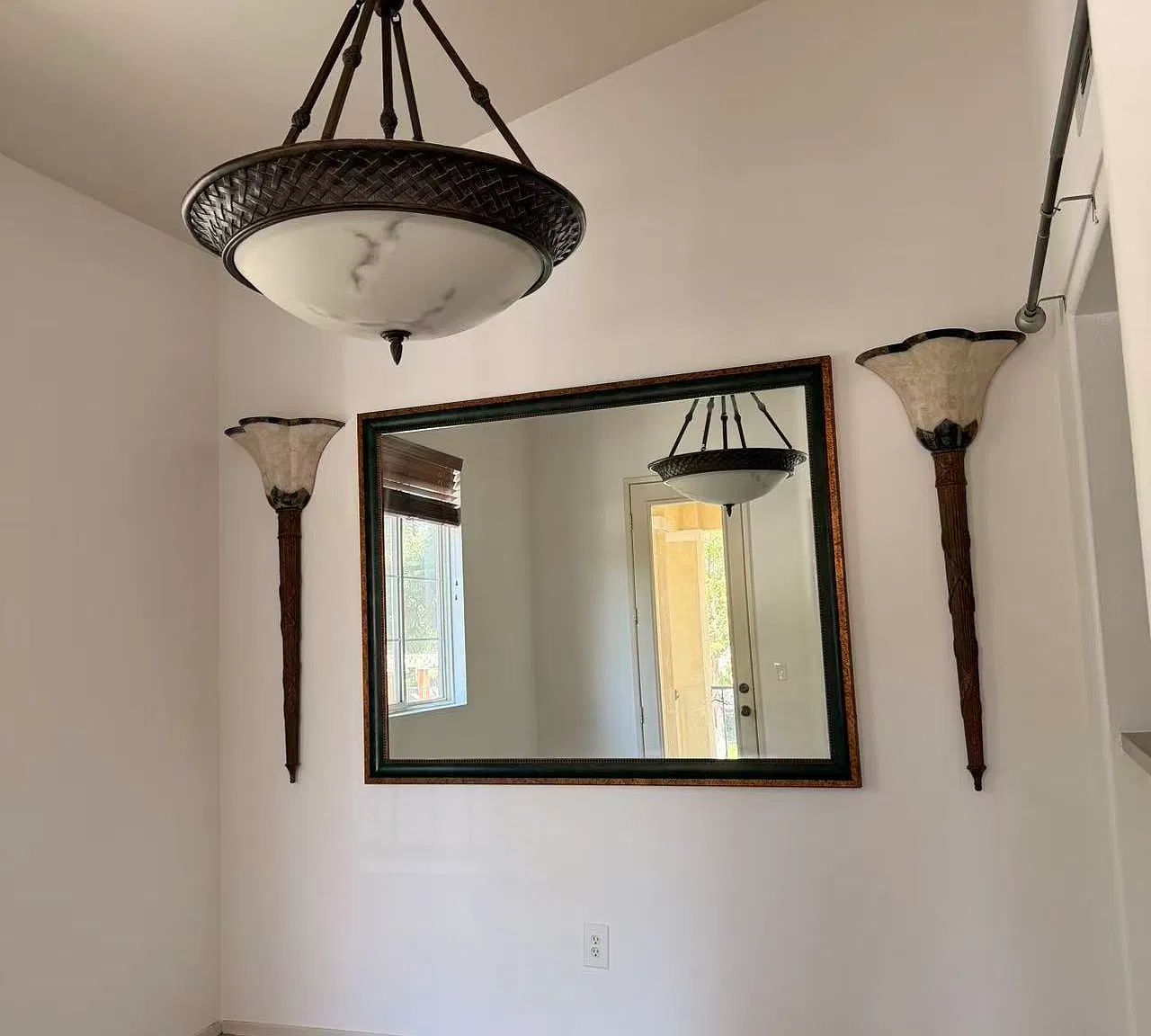 1 bed, 1020 sqft, $3,100 — Photo 2