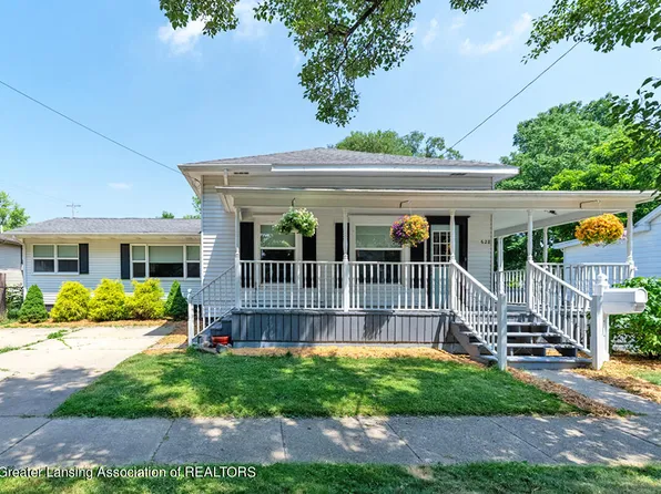 628 Pleasant St, Grand Ledge, MI 48837