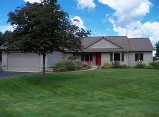 3933 Havenhill Ln, Williamsburg, MI 49690