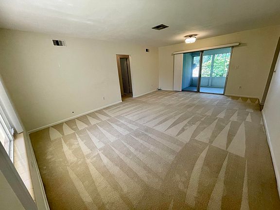 2nd image of 1823 N Ocean Breeze