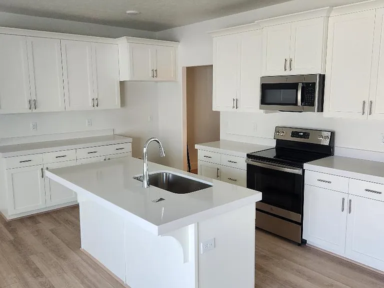 3653 N Browning St — Photo 2