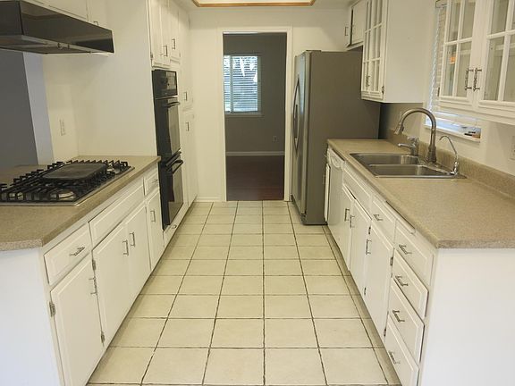 4th image of 25123 Daisy Ave
