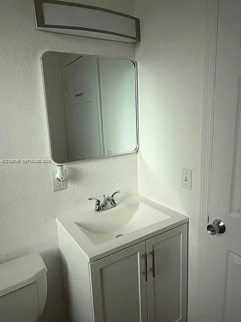 The Manor Condo — Photo 4