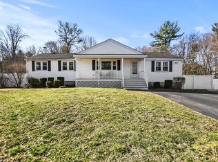 8 Violet Rd, Burlington, MA 01803