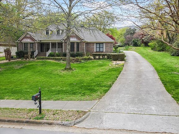 2nd image of 4818 Cove Creek Dr SE