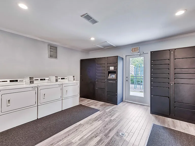 Laundry & Package Room