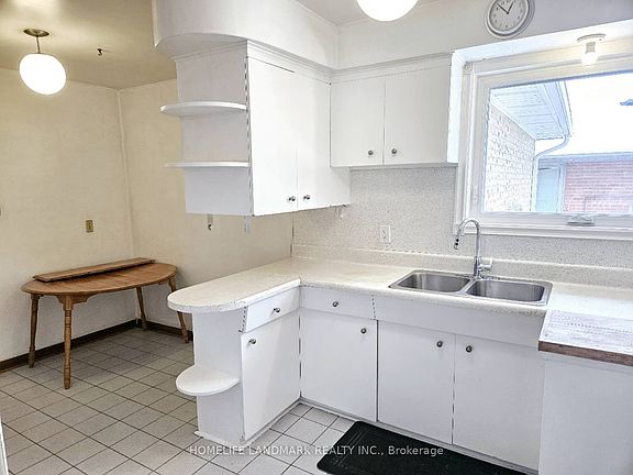 3rd image of 39 Bathford Cres