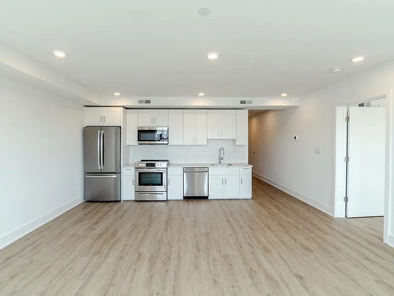 1201 W Girard Ave — Photo 96