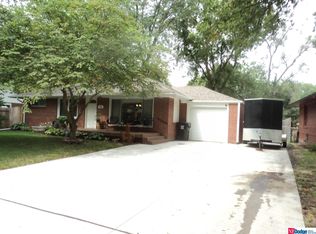 3425 N Cotner Blvd, Lincoln, NE 68507