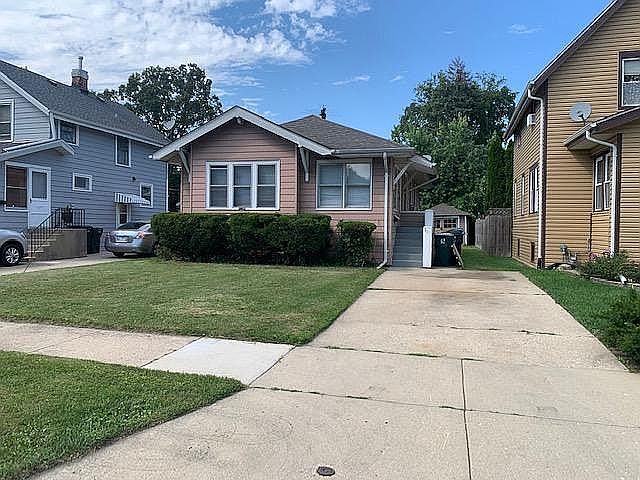1st image of 910 Highland Ave