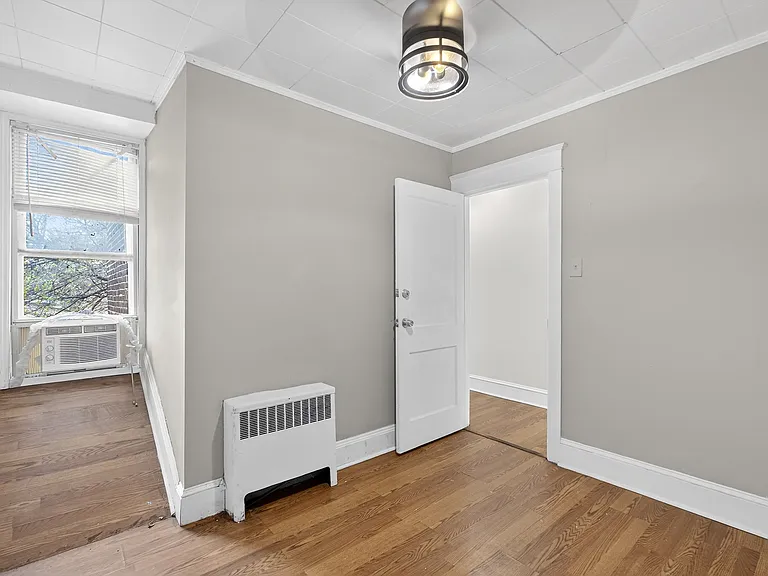 5726 Jackson St #1 — Photo 4