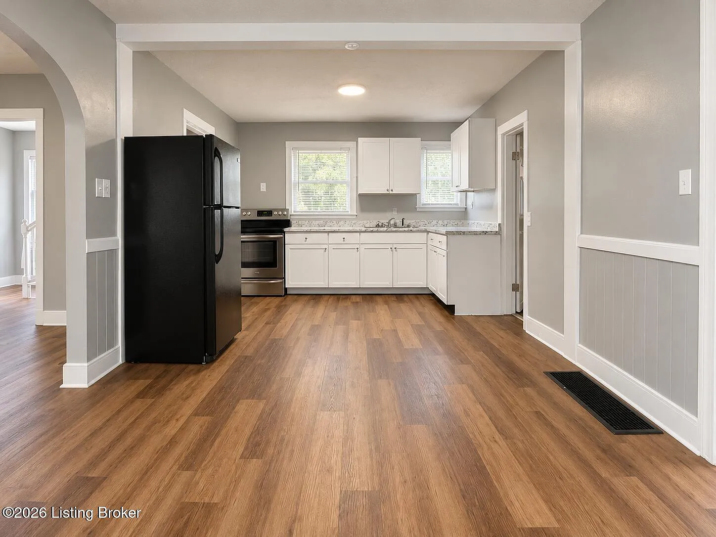 3 bed, 2.0 bath, 1117 sqft, $1,495 — Photo 3