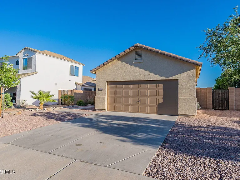 12563 W Monterey Way — Photo 2