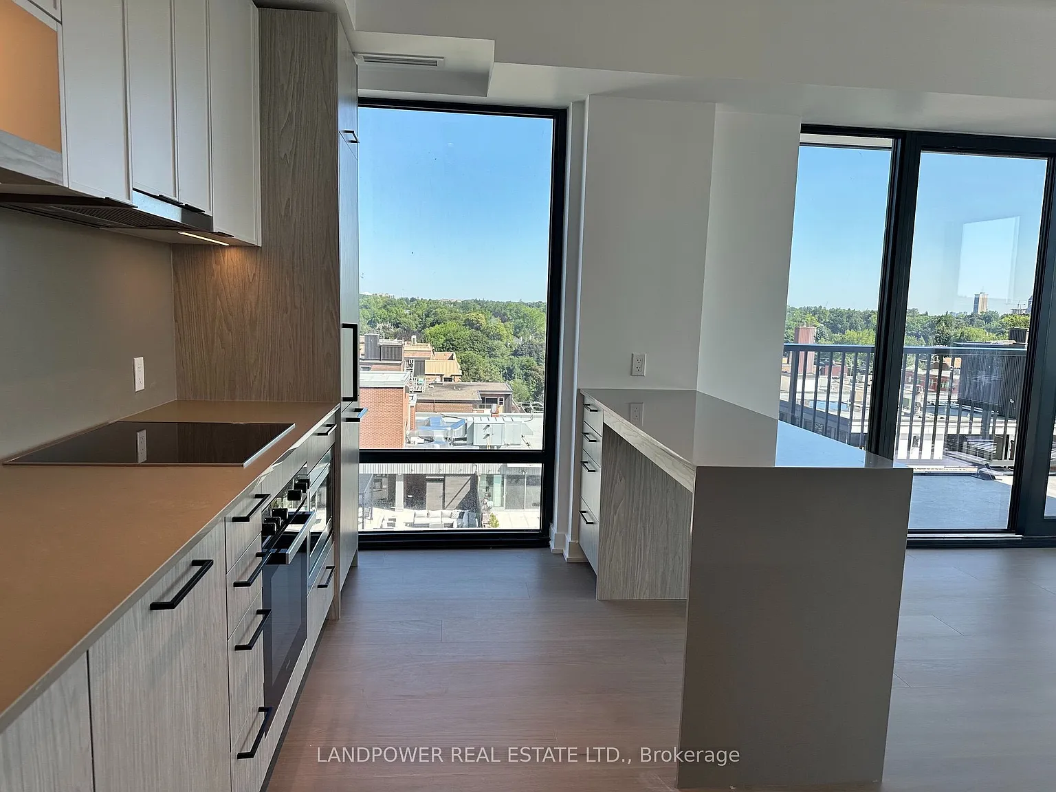 South Forest Hill Residences — Photo 4