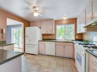 1230 204th Pl SE, Bothell, WA 98012
