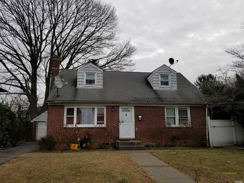 1st image of 127 Clement Ave
