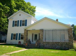 702 Oak St, Niles, MI 49120