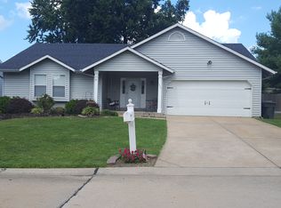1297 Colby Dr, Saint Peters, MO