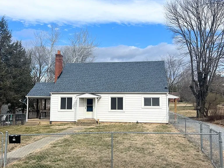 710 Jeter St — Photo 1