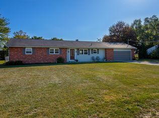 170 Peachblow Rd, Lewis Center, OH 43035