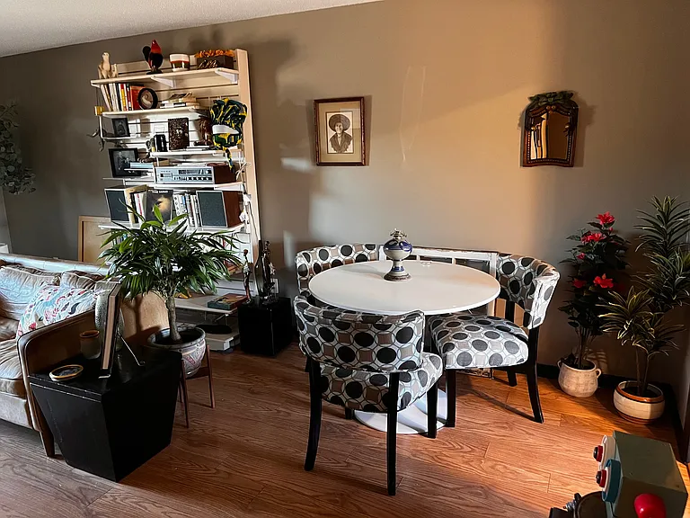 201 Skyview Dr — Photo 8