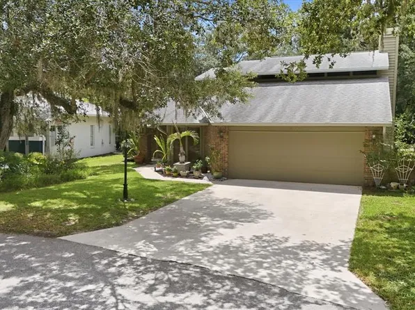 1063 Greystone Ln, Sarasota, FL 34232