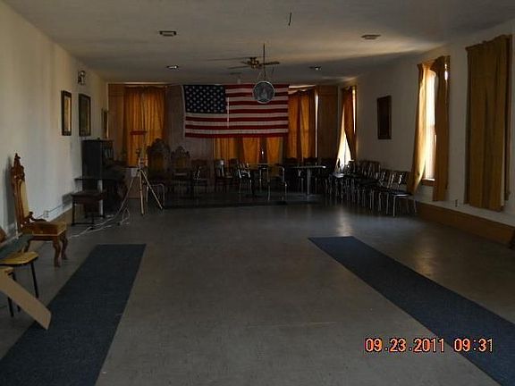 3rd image of 215 S James St