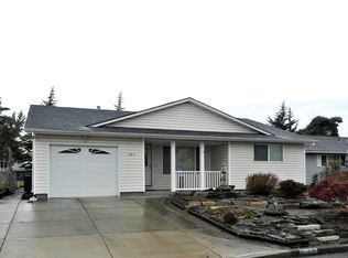 325 S Cascade Dr, Woodburn, OR