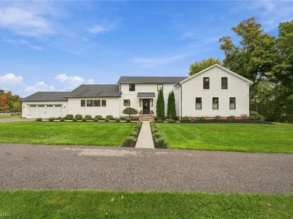 17444 Ravenna Rd, Chagrin Falls, OH 44023