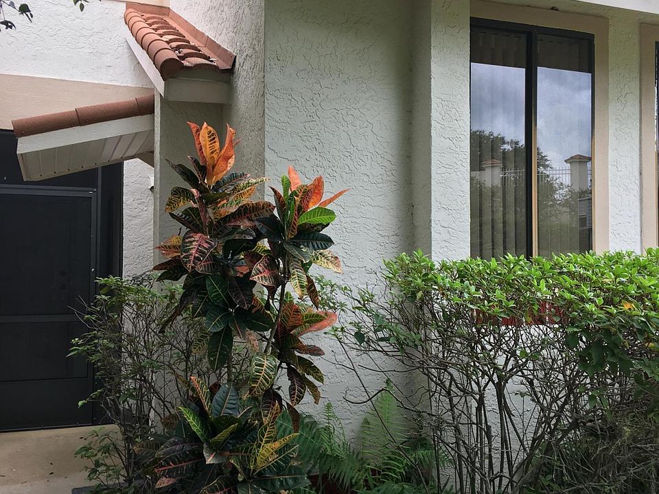 1st image of 1217 Country Club Dr #1223