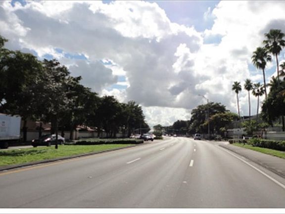 5th image of 17500 NW 67th Ct #J-19