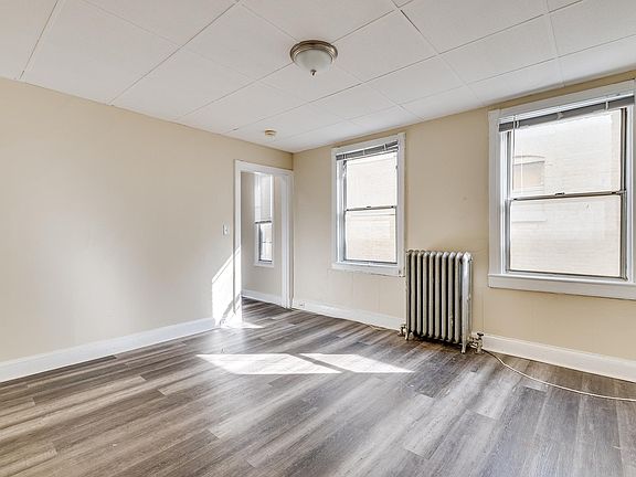 5th image of 274 S Loudon Ave #2