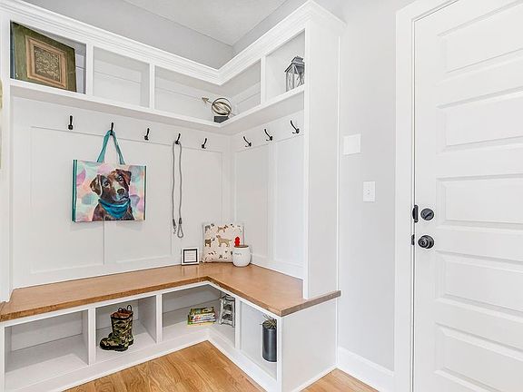 5th image of 10755 Genesis Dr