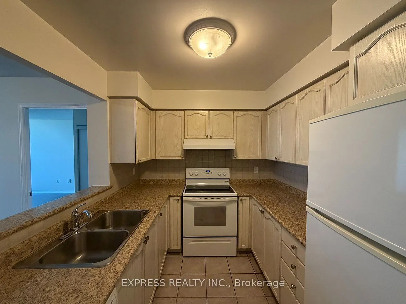 2 bed, $3,000 — Photo 2