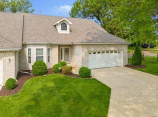 5511 Remington Villas Ct, Saint Louis, MO 63129